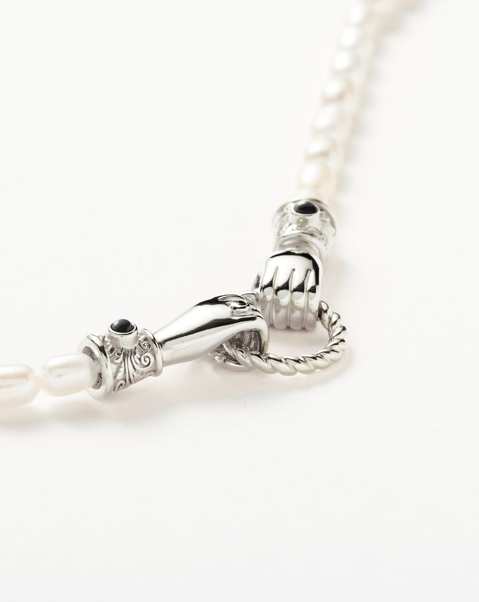 Harris Reed In Good Hands Pearl Bracelet | Silver Plated/Pearl & Black Onyx Bracelets Missoma