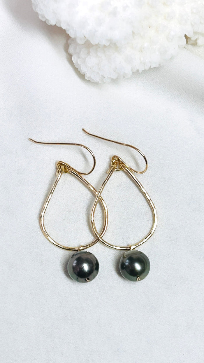 Petite Teardrop earrings - Tahitian Pearl