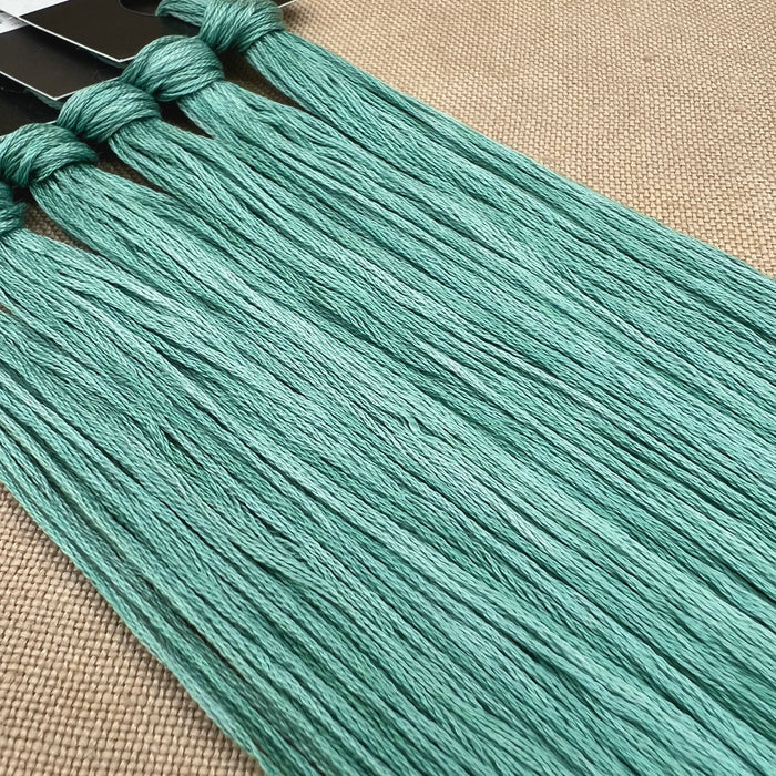 Roxy Floss Collection 8yd Duck, Duck, Spruce