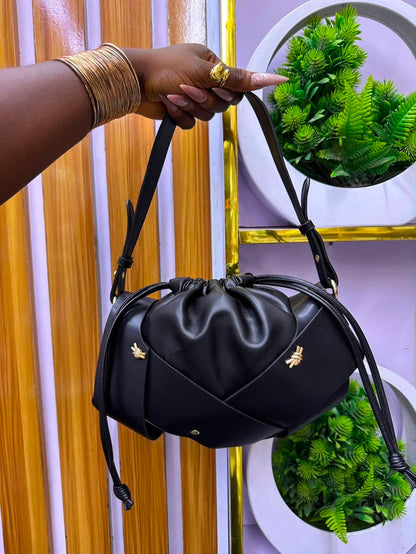 # 0 1962 BOTTEGA BOX BAG