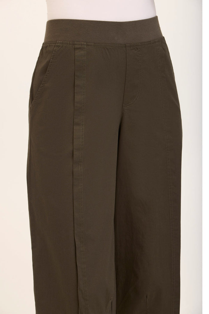 Core by XCVI Benson Poplin Barrel Crop