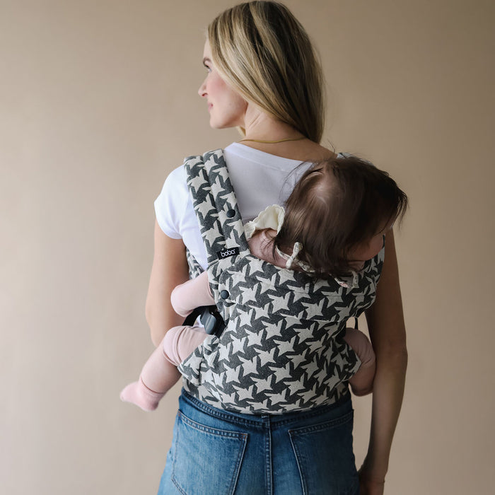 Boba Auri Baby Carrier in Houndstooth