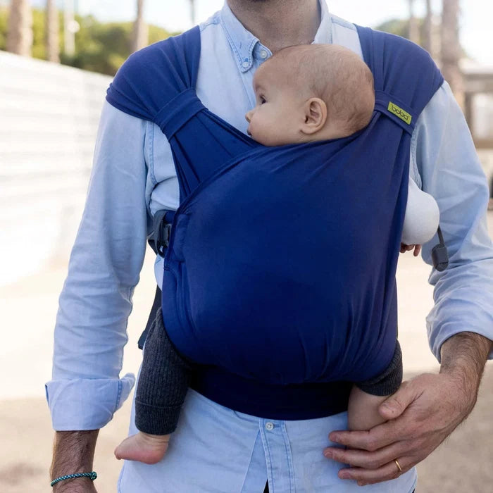 This effortless hybrid baby carrier is an ideal choice for all parents looking for a simple and convenient carrier for babies from birth to 18 months (7-35 lb or 3.2-16 kg)! Navy Blue