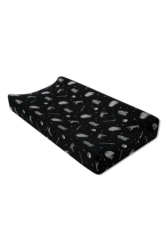 Change Pad Cover in STAR WARS™ on change pad