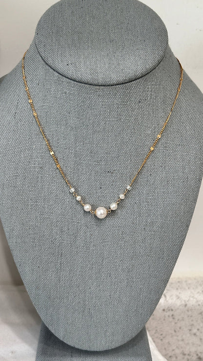 CLARICE necklace - Akoya pearl