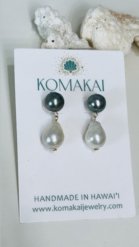 Coco post earrings - Tahitian x Freshwater