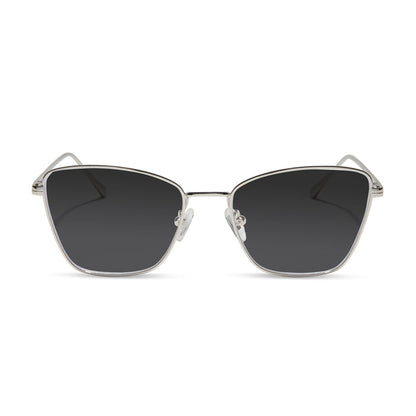 diff eyewear featuring the connie cat eye prescription sunglasses with a silver frame front view