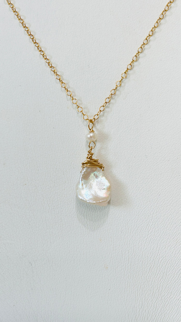 Cornflake x freshwater keshi necklace