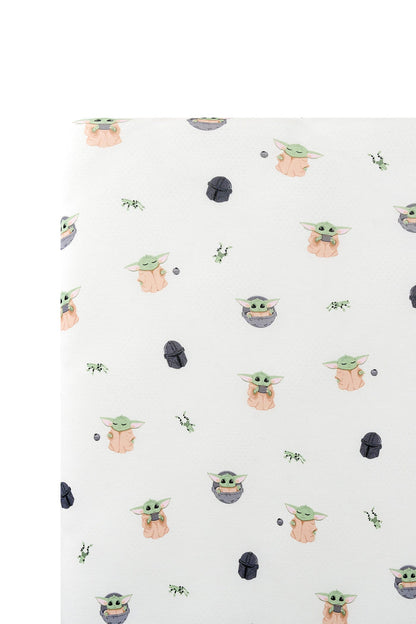 Close up of the Crib Sheet in Grogu™
