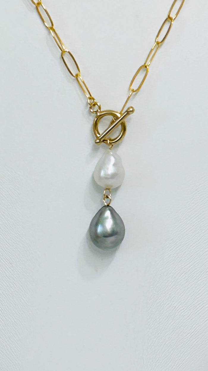 Double toggle necklace - White & Silver