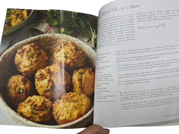 Easy Everyday Sourdough Bread Baking: Beginner-Friendly Recipes for Delicious(Back slightly torn)