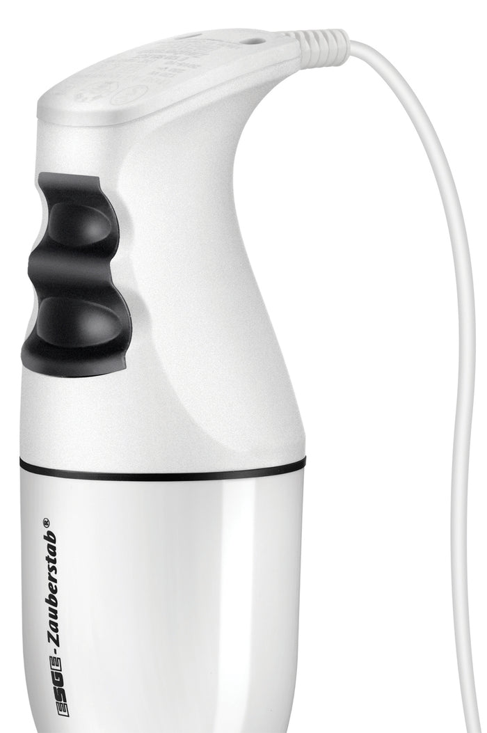 Der ESGE-Zauberstab 901205 Set M100 Design by ESGE Zauberstab ist ein weiß-schwarzer elektrischer Stabmixer mit Kabel, der über zwei schwarze Bedienknöpfe am Griff und ein schlankes, ergonomisches Design verfügt.