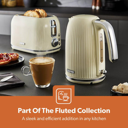 Geepas matching cream kitchen set including fluted kettle and toaster matching set.