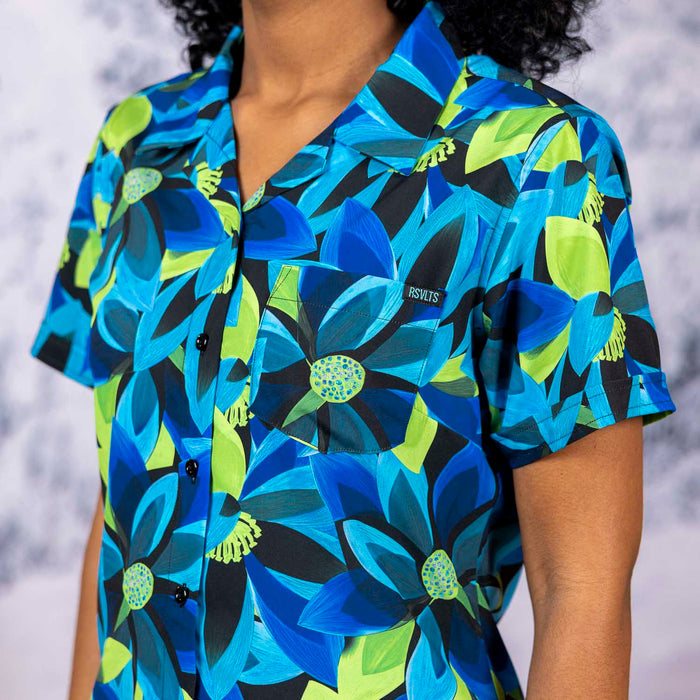 RSVLTS RSVLTS Women's Short Sleeve Shirt Green & Blume – Women's KUNUFLEX Short Sleeve Shirt Green & Blume – Women's KUNUFLEX Short Sleeve Shirt