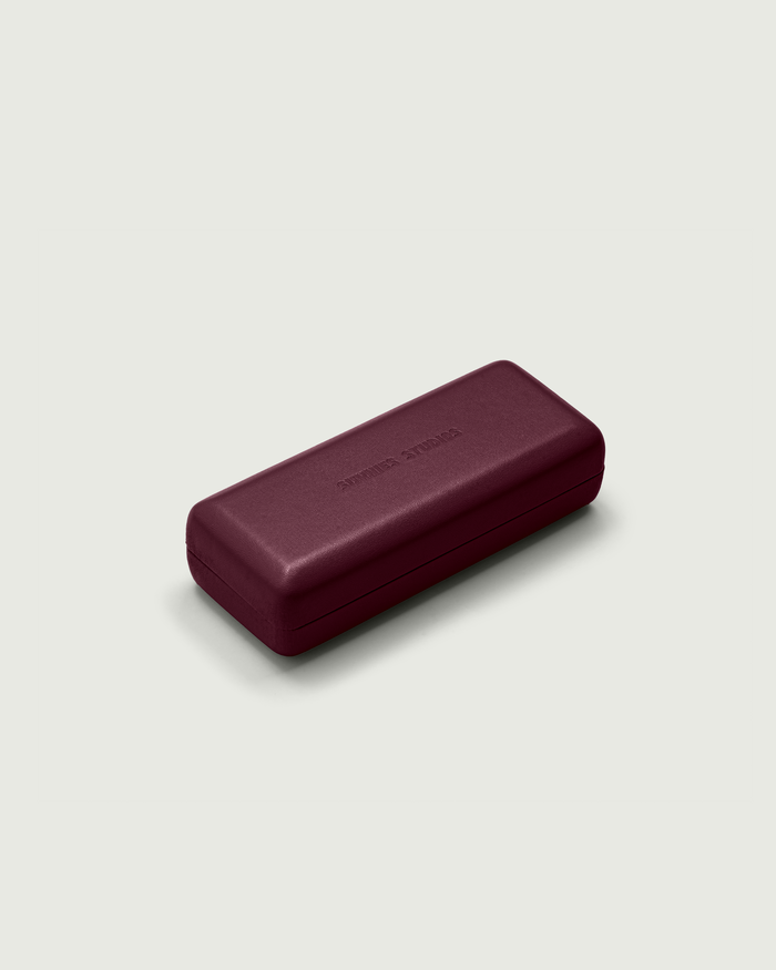 Robin::Hard Case Eyewear case Red  front diagonal