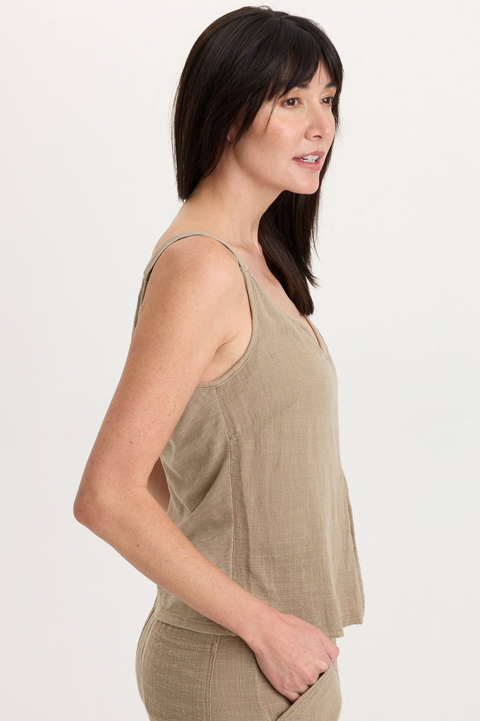 Wearables Hedley Gauze/Jersey Box Pleat Tank