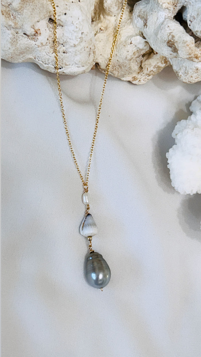 Le’a shell necklace