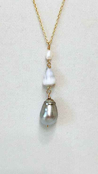 Le’a shell necklace
