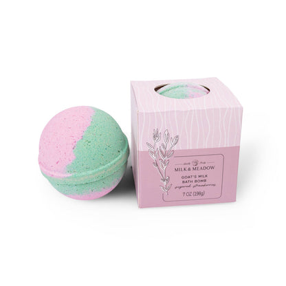 Milk & Meadow Bath Bomb: Sugared Strawberries