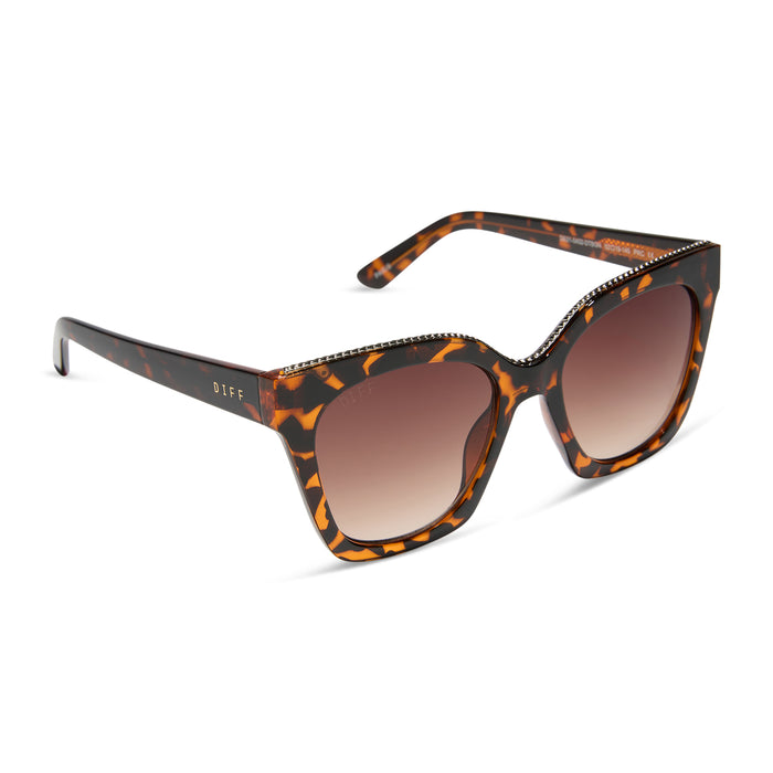 diff eyewear paris square oversized sunglasses with a dark tortoise frame and brown gradient lenses angled view