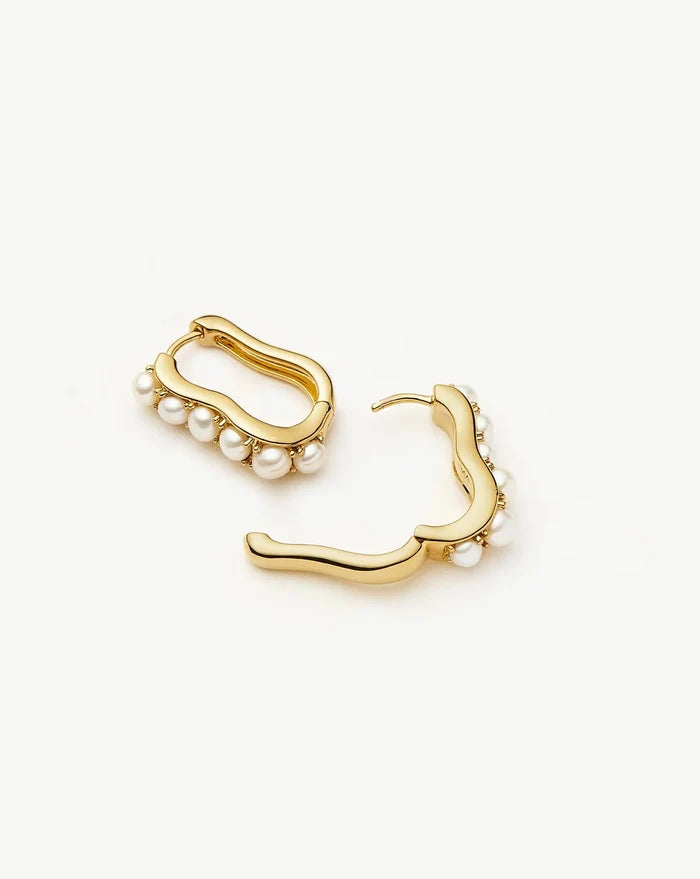 Pearl Wave Small Hoop Earrings | 18k Gold Plated/Pearl Earrings Missoma