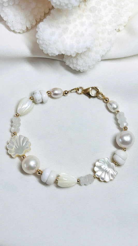 Pearly Shells bracelet