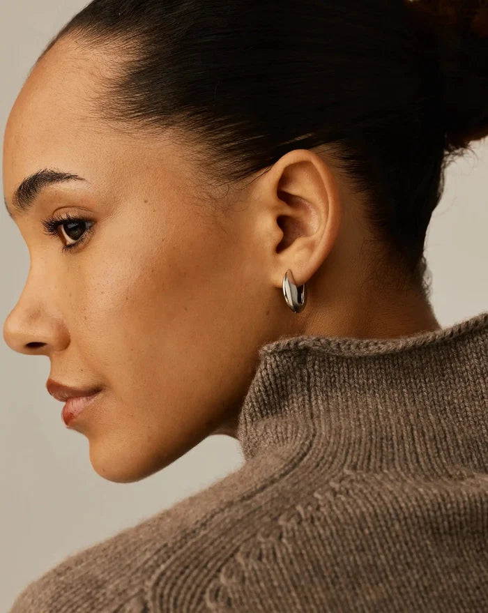 Hinged Small Hoop Earrings | Platinum Plated Earrings Missoma