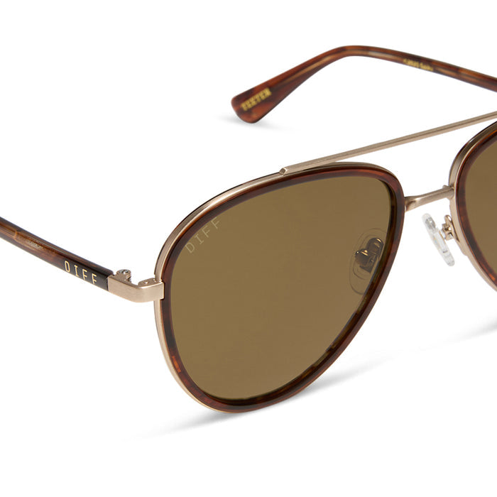 yellowstone x diff eyewear featuring the yellowstone aviator sunglasses with a sequoia tortoise frame and brown polarized lenses detailed view