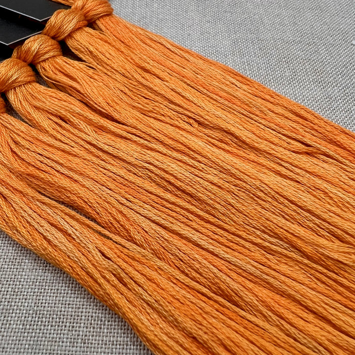 Roxy Floss Collection 8yd Monarch