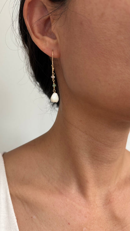 Sasha earrings - Pikake