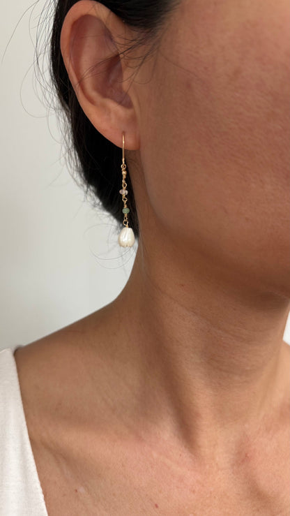 Sasha earrings - Pikake