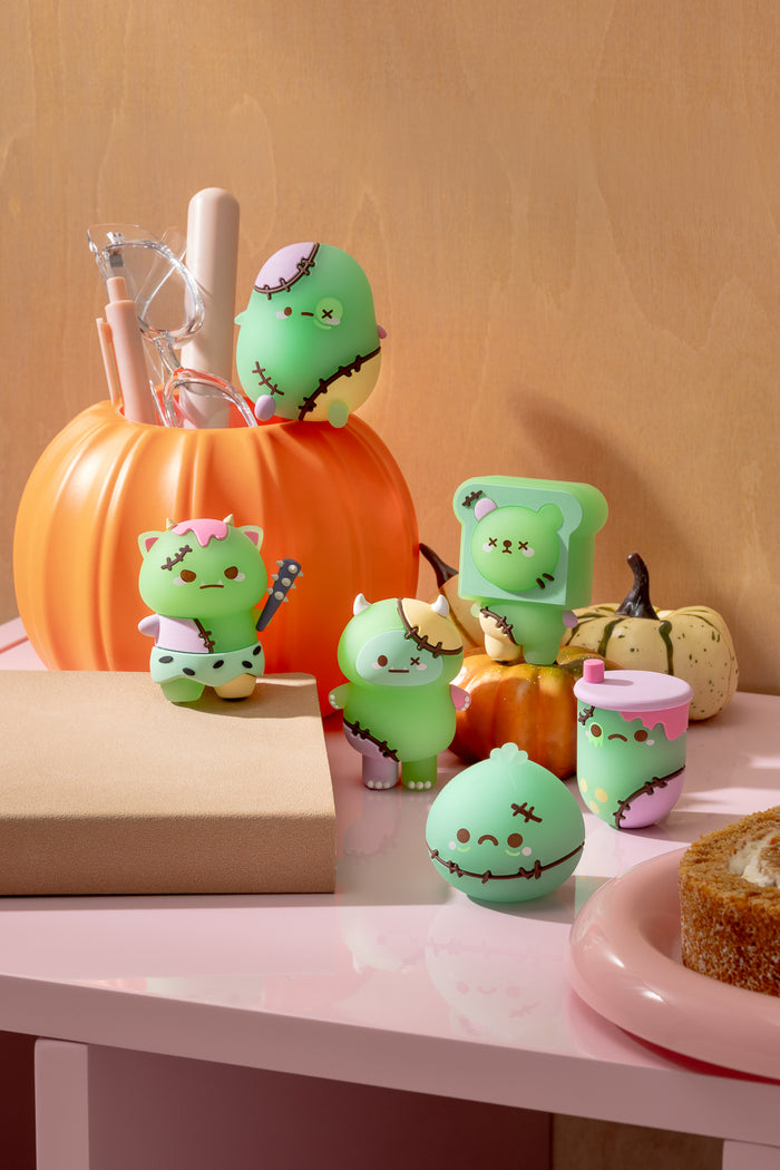Smoko Friends Zombies Blind Box Figure