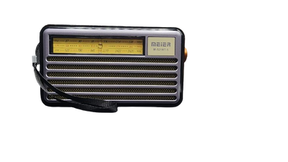 Solar Powered Retro Radio With Bluetooth Speaker