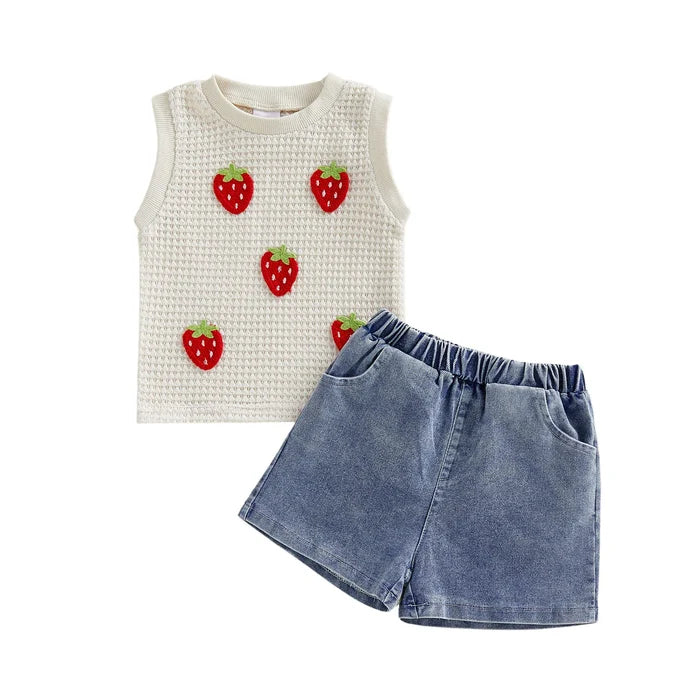STRAWBERRY Denim Shorts Outfit