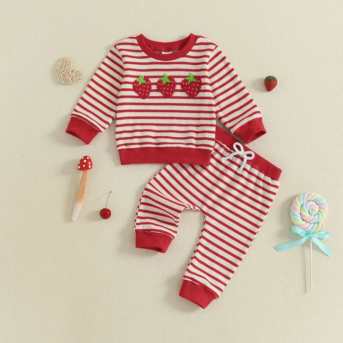 STRAWBERRY Striped Outfit