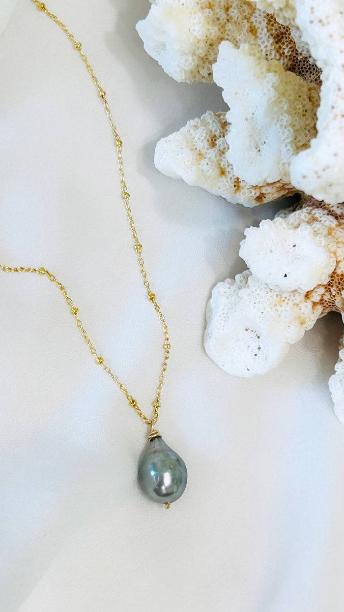 Tahitian Pearl pendant necklace