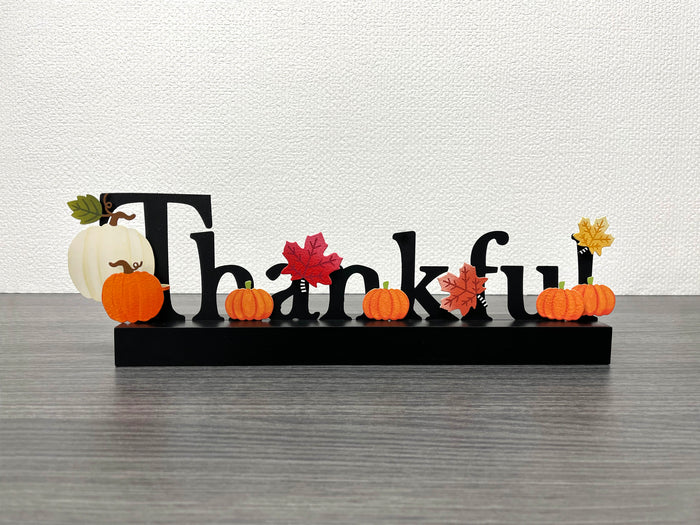 Thankful Magnetic Word w/ Wood Base