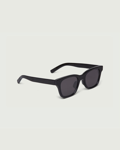 Ink::Theo Sunglasses square black plastic front diagonal