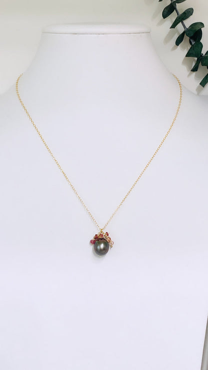 Trellis necklace - Tahitian