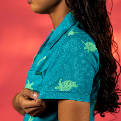 RSVLTS RSVLTS Women's Short Sleeve Shirt Turtle Tide – Women's KUNUFLEX Short Sleeve Shirt Turtle Tide – Women's KUNUFLEX Short Sleeve Shirt